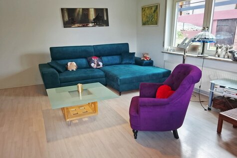 Bild 2-Zi.-Wohnung mit neuem Bad!