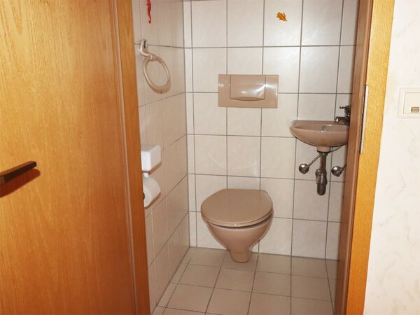 Bild 7: Gäste-WC